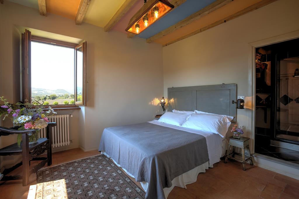 Palazzo Gatteschi Apartment Попи Стая снимка