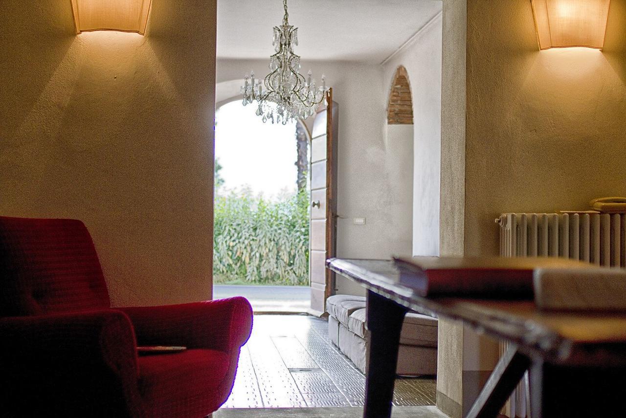 Palazzo Gatteschi Apartment Попи Екстериор снимка