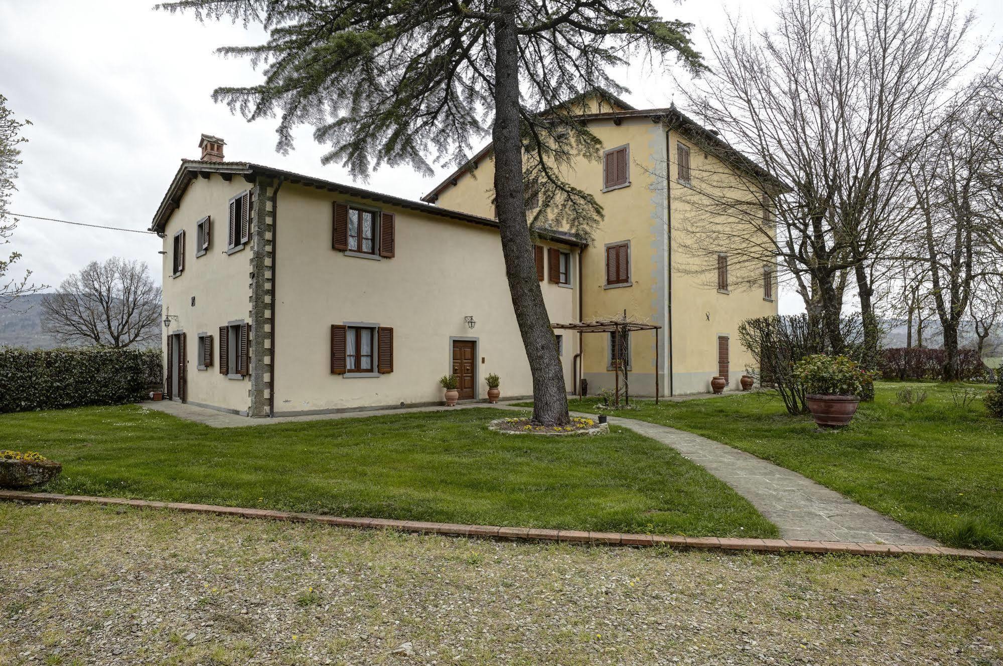 Palazzo Gatteschi Apartment Попи Екстериор снимка