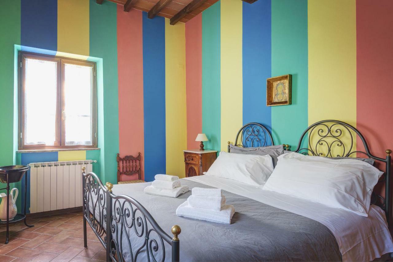 Palazzo Gatteschi Apartment Попи Екстериор снимка